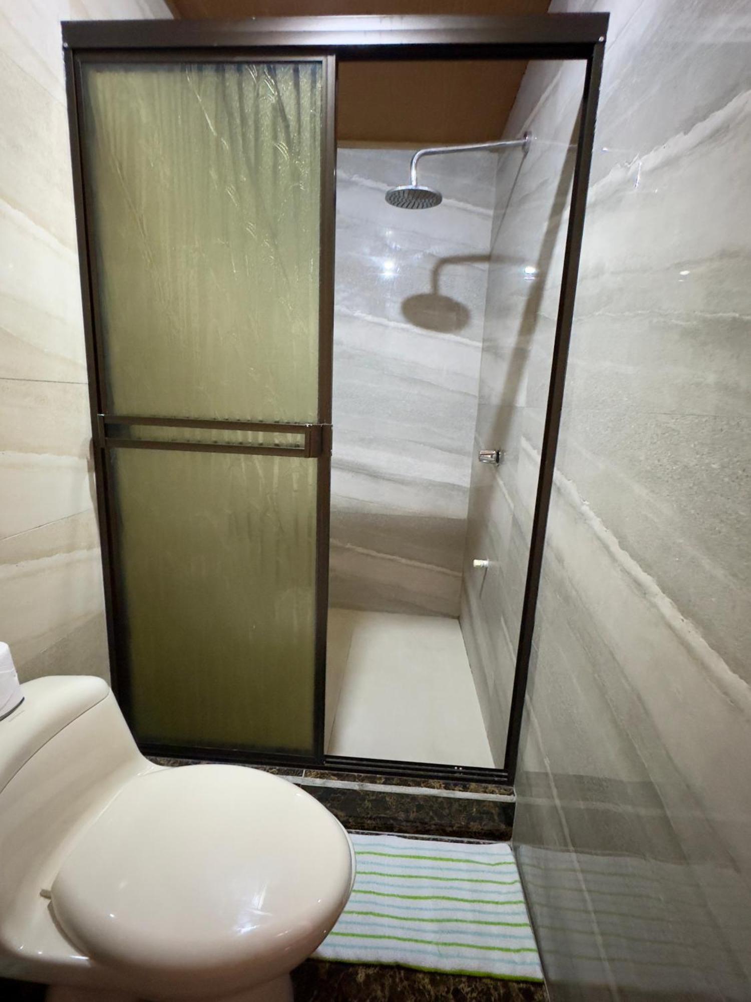 Casa Quepos Hotell Eksteriør bilde